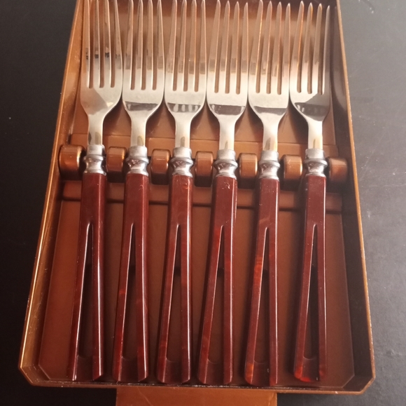 GORGEOUS MCM Stanhome Stainless Forks with Bakelite Handles Set of 6. - Picture 4 of 4